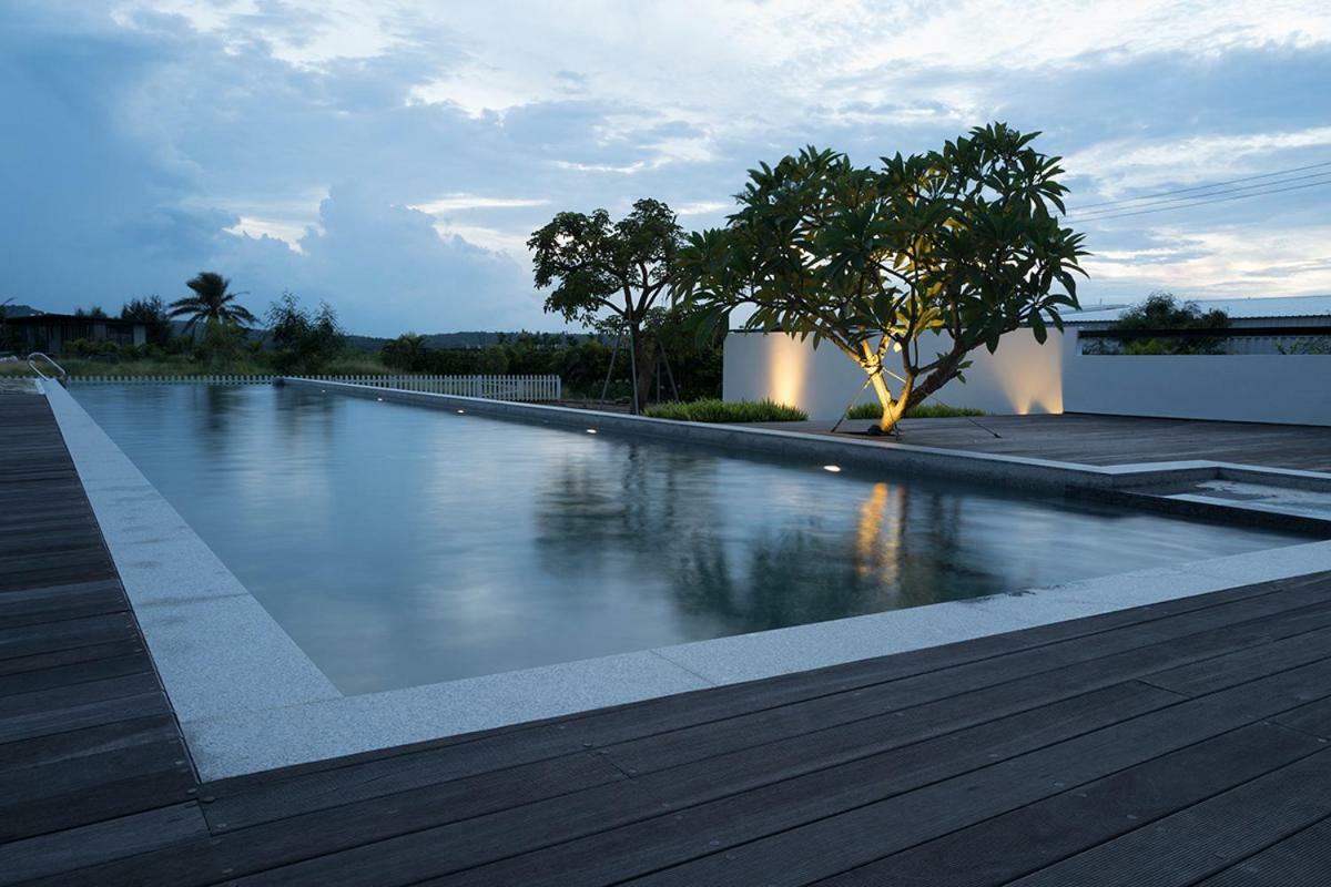 Isla Faros Resort Heng-ch'un Екстериор снимка